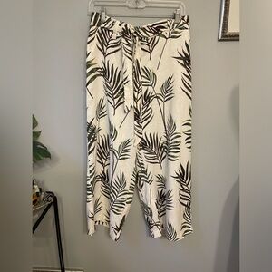 Joie Wide Leg Linen Crop Pant NWOT Size 10 Palm Leaf Print